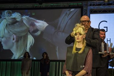 HAIR Fachmesse Graz: Bühnen-Show mit Georg Ochs:  (© © Great Lengths)