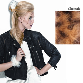 FAUX FUR SNAP WRAP Cheetah:  (© Great Lengths)