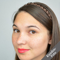 Das French Braid Band von Hairuwear gibt der Frisur einen französischen Touch:  (© <a href='http://www.sweetcherry.de/' target='_blank'>Sweet Cherry</a>)