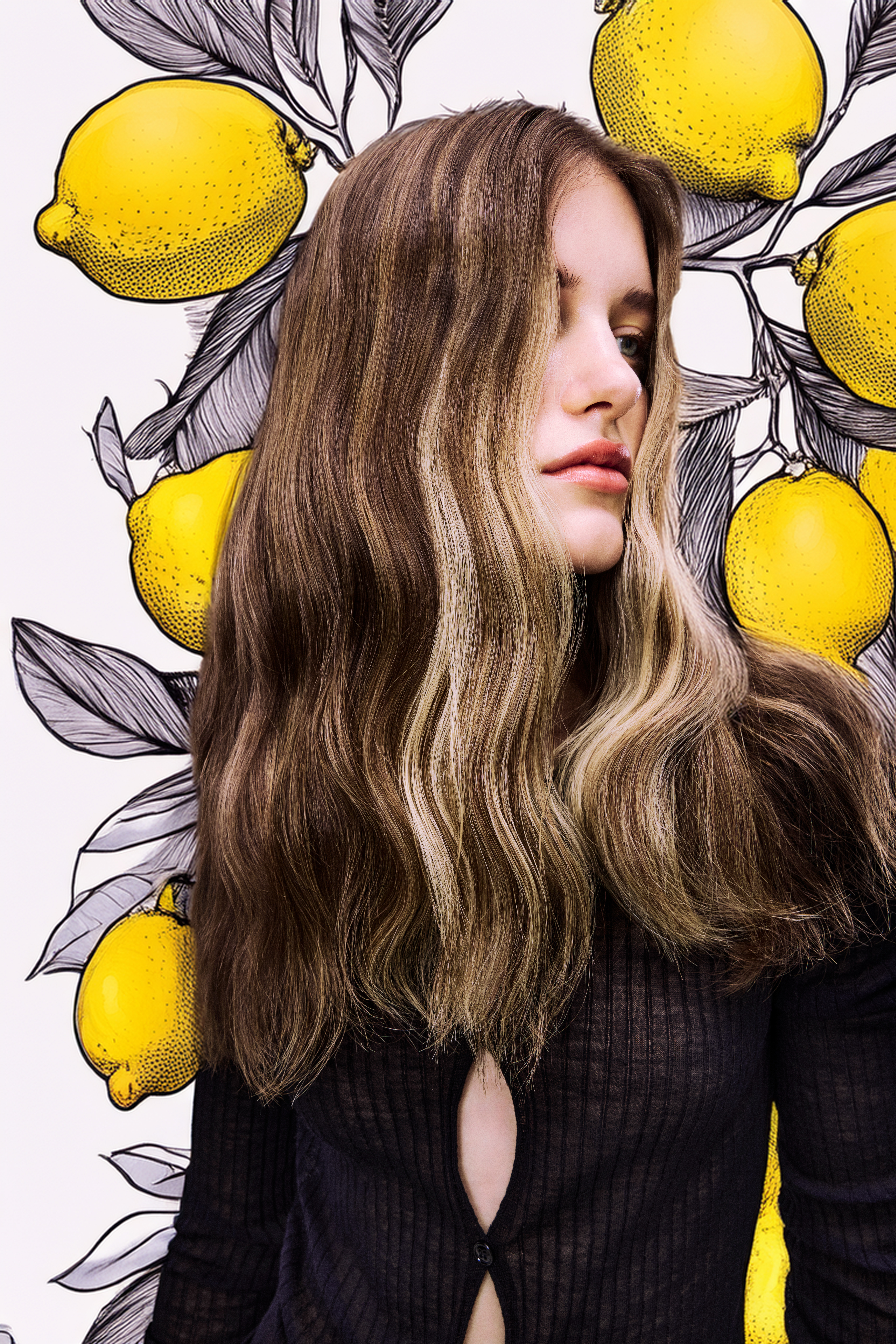 Mocha Mousse: Die perfekte Sommer-Haarfarbe 2025